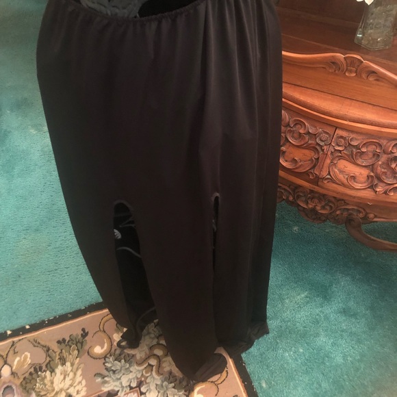 Fashion nova! Black Maxi dress! - Picture 5 of 6